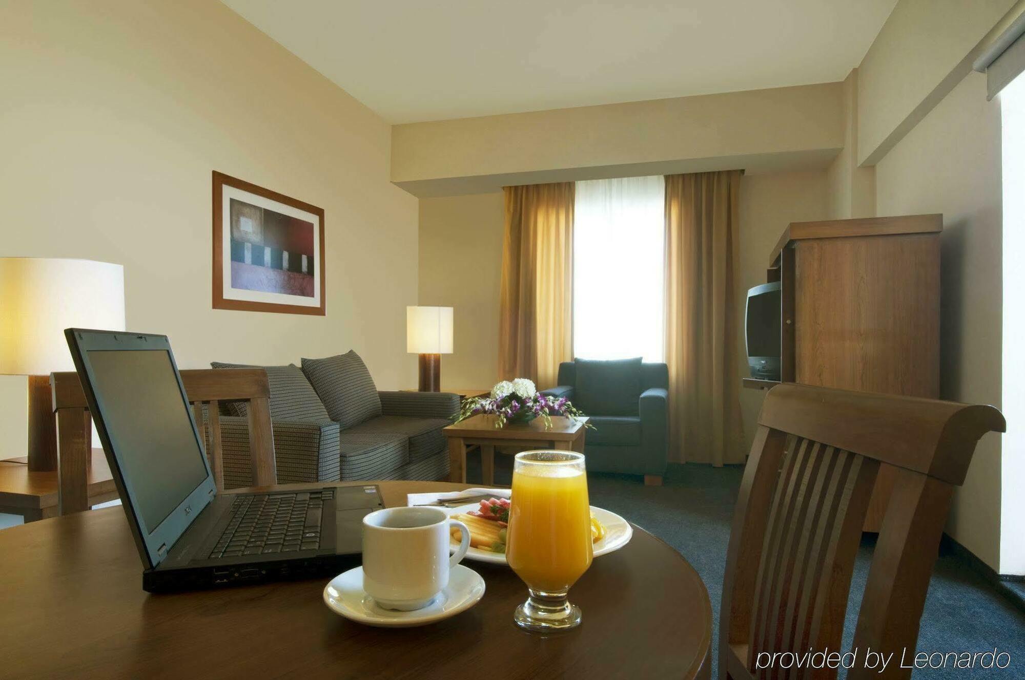 Fiesta Inn Tijuana Otay Aeropuerto Extérieur photo